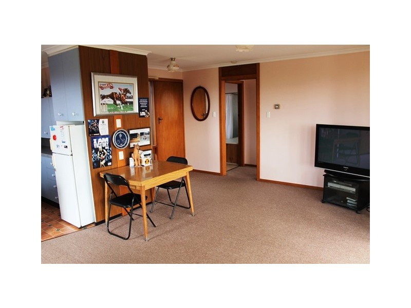 2 / 63A Pelissier Street, Somerset TAS 7322