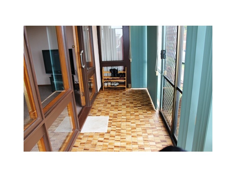 2 / 63A Pelissier Street, Somerset TAS 7322