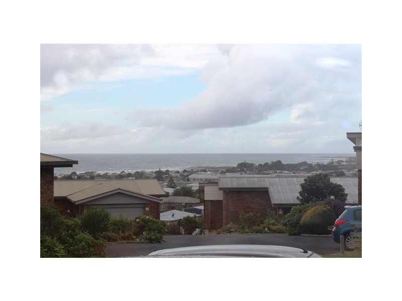 2 / 63A Pelissier Street, Somerset TAS 7322