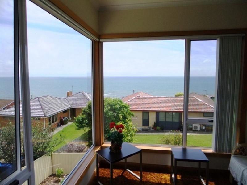 5 Bernard Road, Burnie TAS 7320