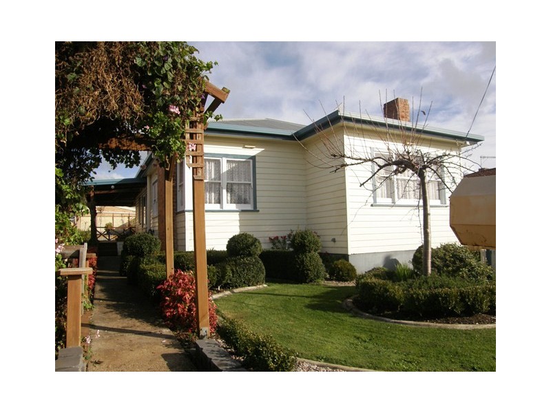 8 Speed Street, Burnie TAS 7320