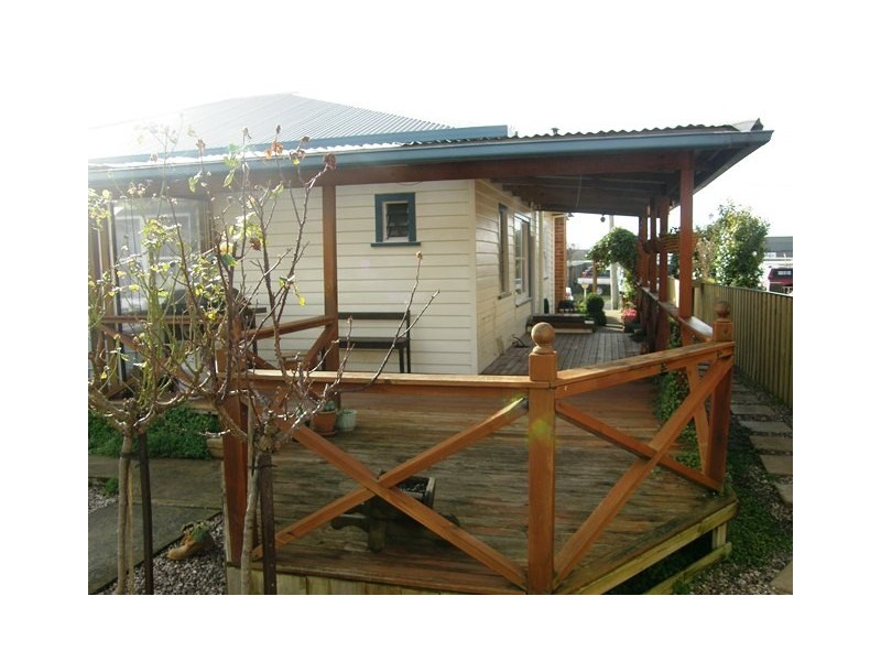 8 Speed Street, Burnie TAS 7320