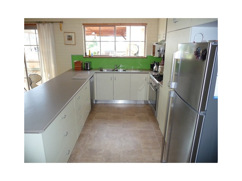 74 Deviation Road, Penguin TAS 7316