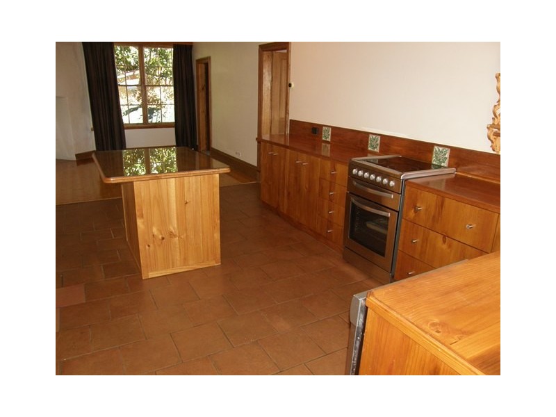 4 Charles Street, Burnie TAS 7320