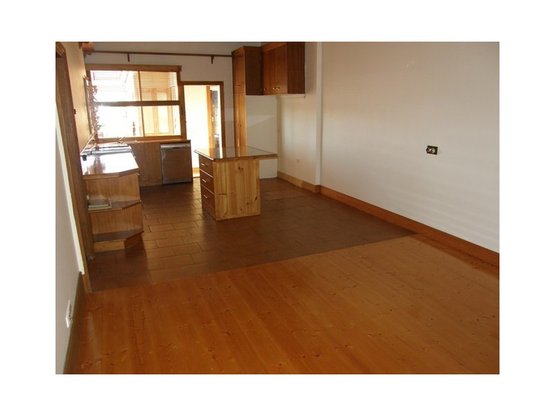 4 Charles Street, Burnie TAS 7320