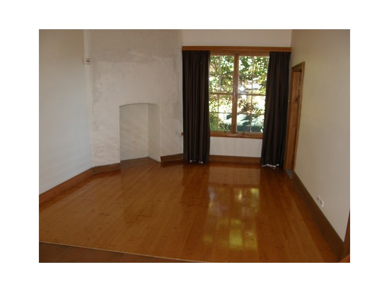 4 Charles Street, Burnie TAS 7320