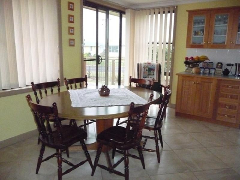 2 Ronald Crescent, Somerset TAS 7322
