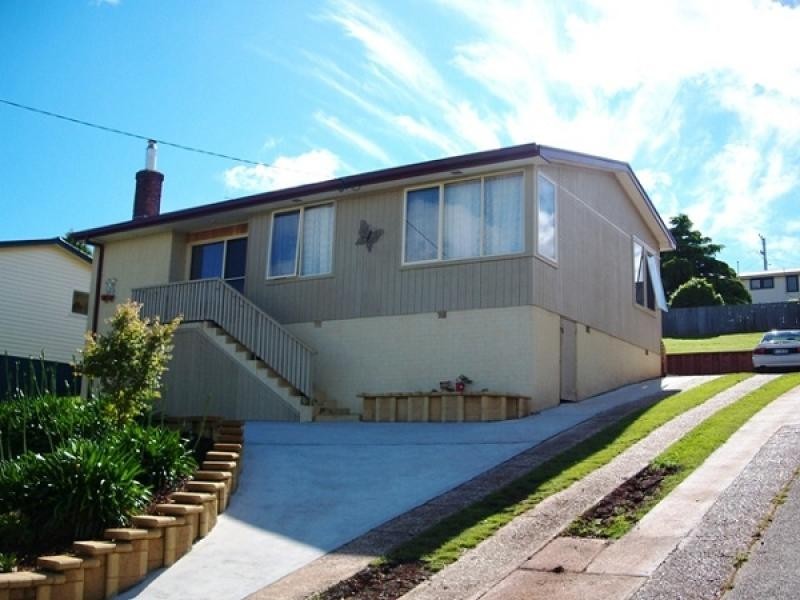 9 Ogden Street, Burnie TAS 7320