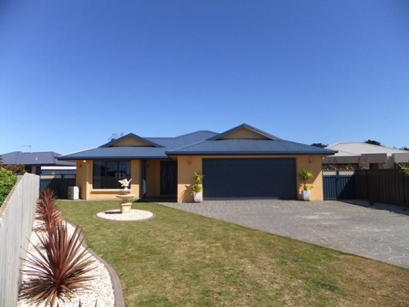 11 Ewington Way, Burnie TAS 7320