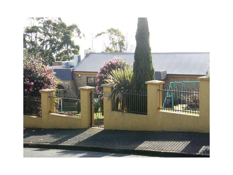 32 Seaview Avenue, Burnie TAS 7320