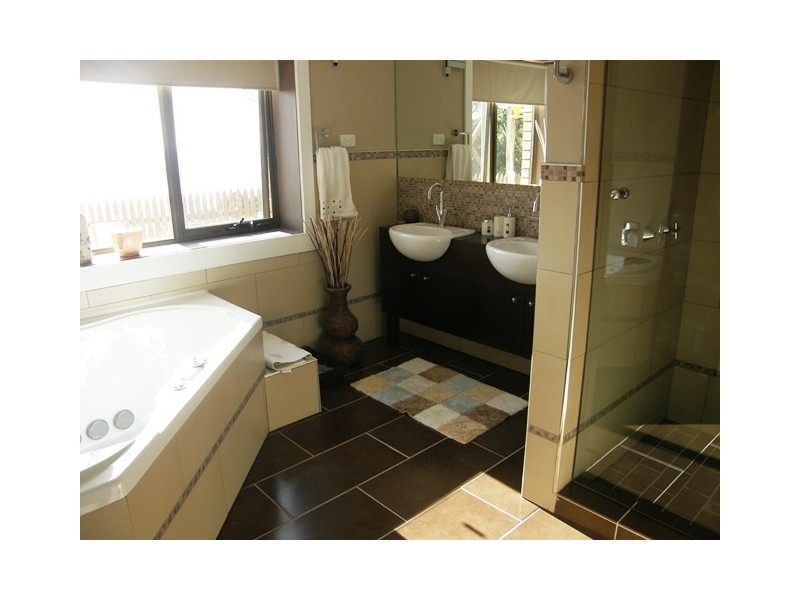 32 Seaview Avenue, Burnie TAS 7320