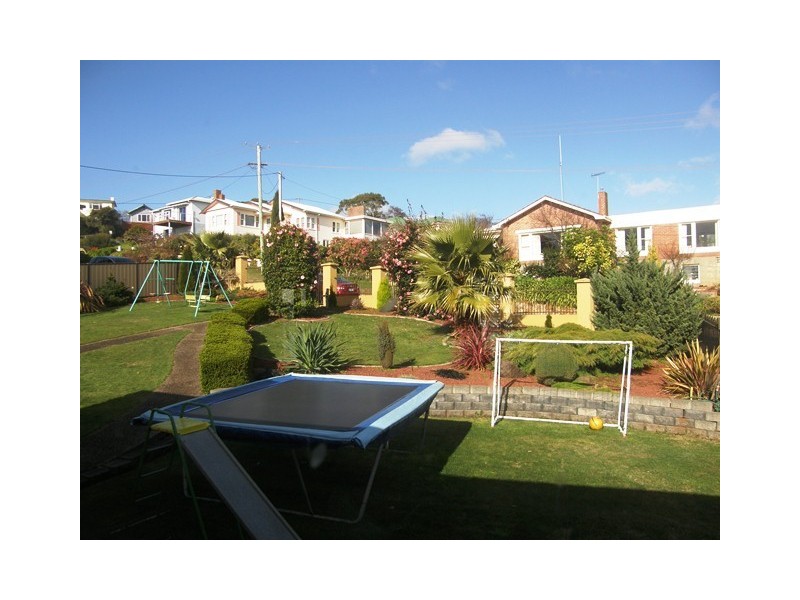 32 Seaview Avenue, Burnie TAS 7320