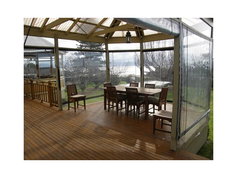 25 Main Road, Penguin TAS 7316