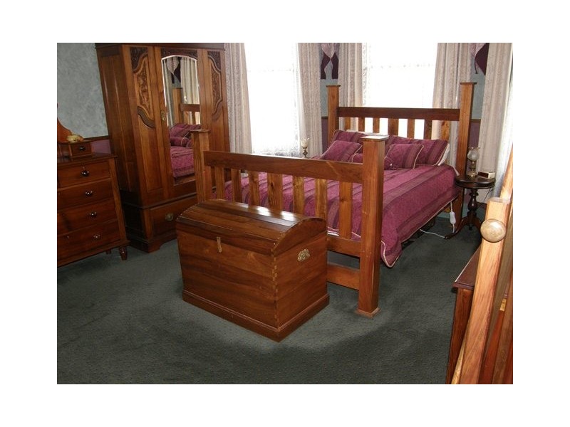 25 Main Road, Penguin TAS 7316