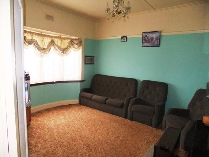 206 Mount Street, Burnie TAS 7320