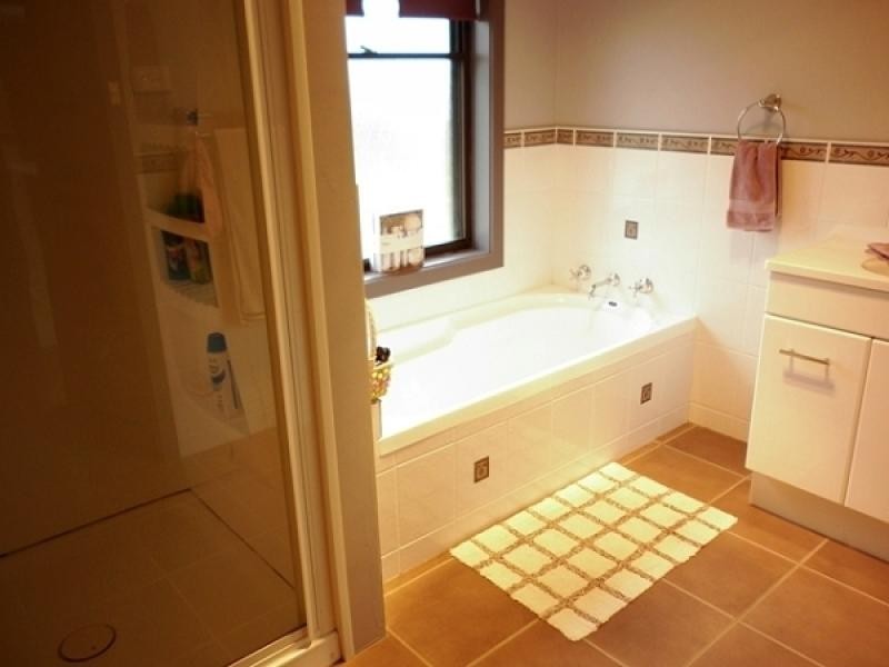 2 Kalina Crescent, Burnie TAS 7320