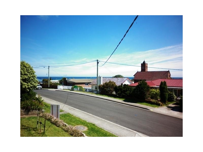 9 Stitz Street, Cooee TAS 7320