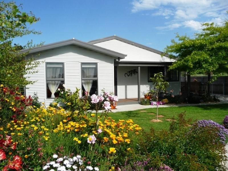 8 Berkshire Parade, Penguin TAS 7316