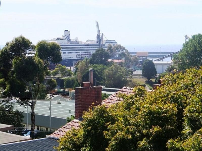 64 Moody Street, Burnie TAS 7320