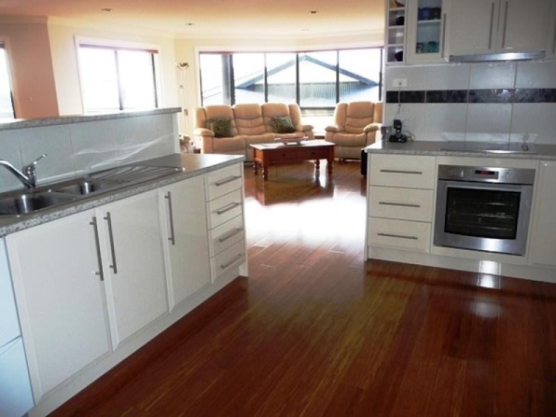 11 Josie Crescent, Burnie TAS 7320