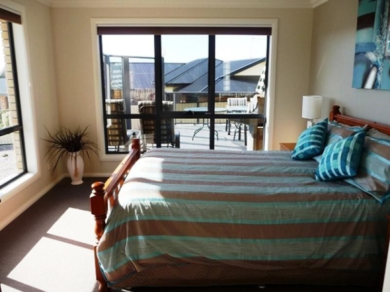 11 Josie Crescent, Burnie TAS 7320