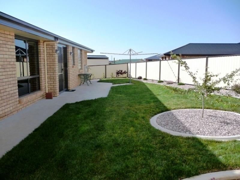 11 Josie Crescent, Burnie TAS 7320