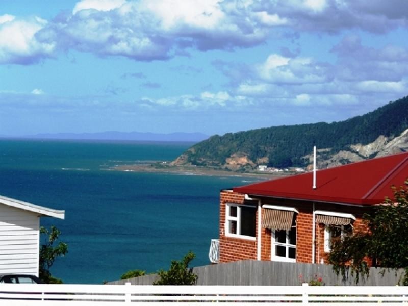 18 Bird Street, Burnie TAS 7320
