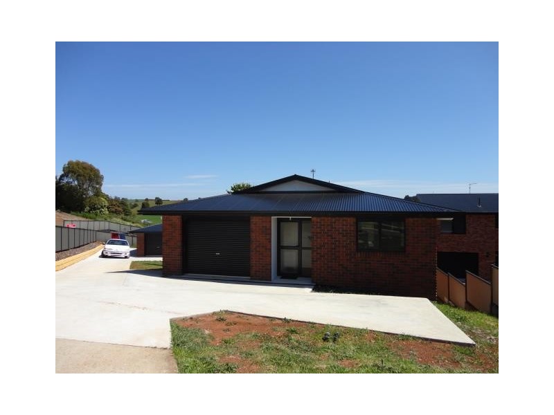 1/12 Josie Crescent, Romaine TAS 7320