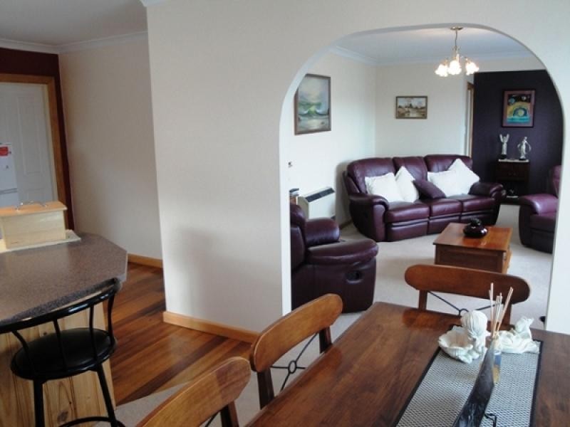 6 Old Cam Road, Somerset TAS 7322