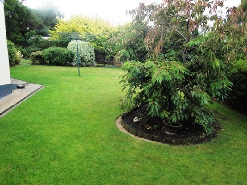 6 Old Cam Road, Somerset TAS 7322