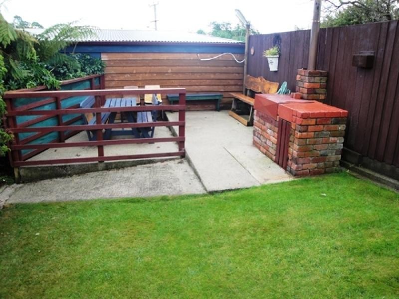 6 Old Cam Road, Somerset TAS 7322