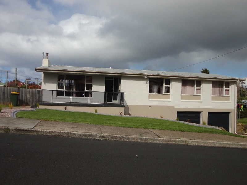 13 Cranwell Street, Burnie TAS 7320