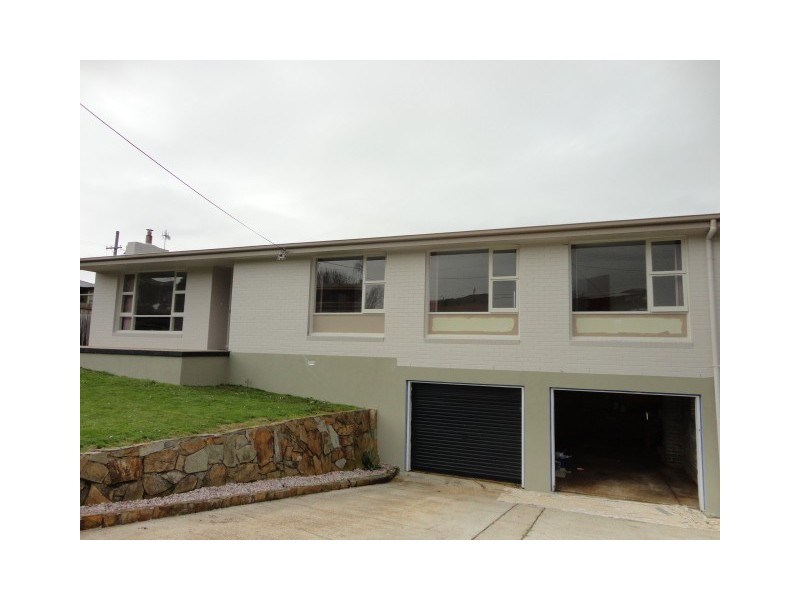 13 Cranwell Street, Burnie TAS 7320