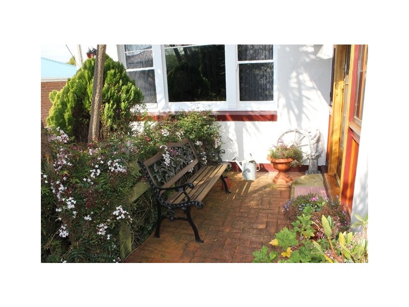 33 Cunningham Street, Burnie TAS 7320