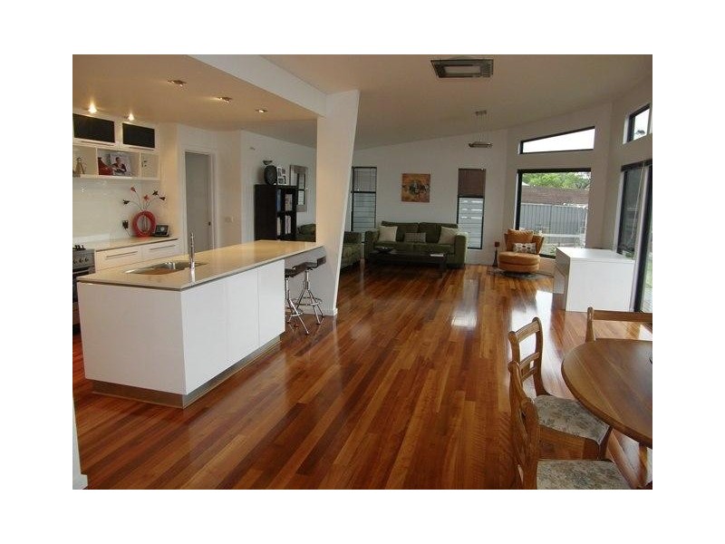 19 Seabreeze Avenue, Sulphur Creek TAS 7316