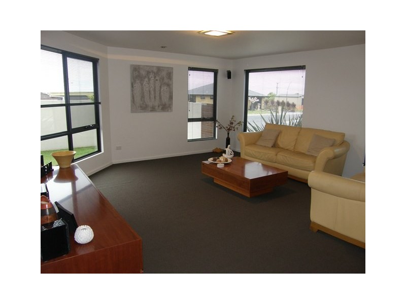 19 Seabreeze Avenue, Sulphur Creek TAS 7316