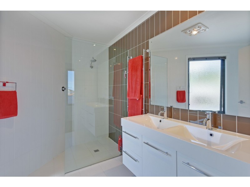 19 Seabreeze Aveune, Sulphur Creek TAS 7316