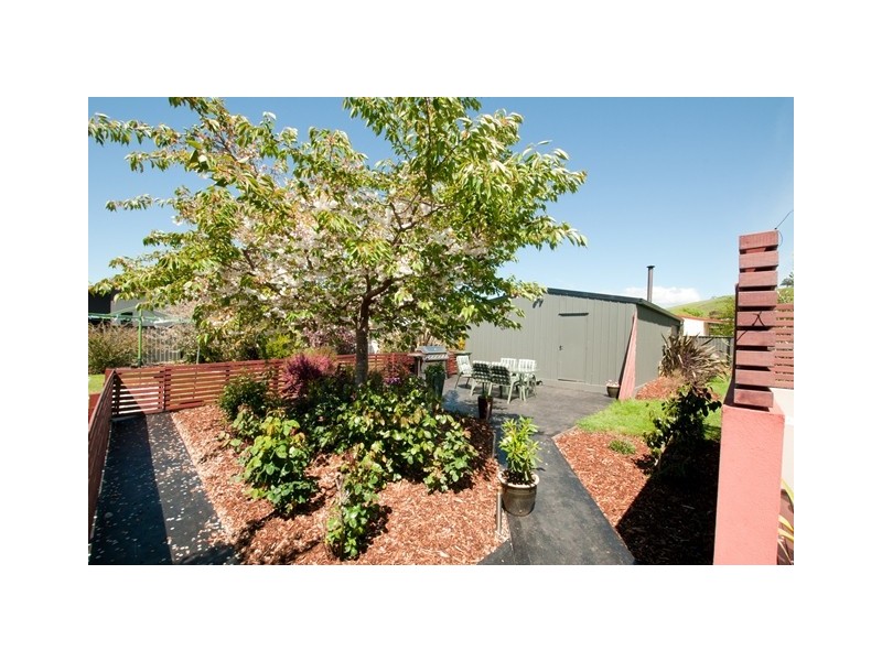 5 Waterford Drive, Sulphur Creek TAS 7316