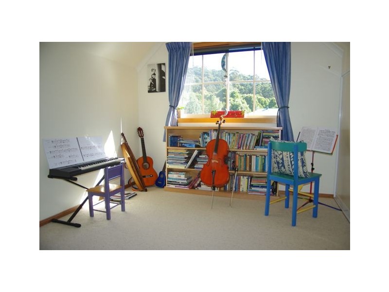 6 Fairway Drive, Penguin TAS 7316