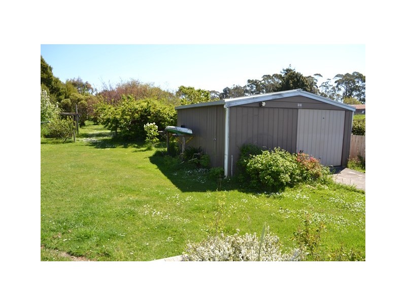 90 Saunders Street, Wynyard TAS 7325
