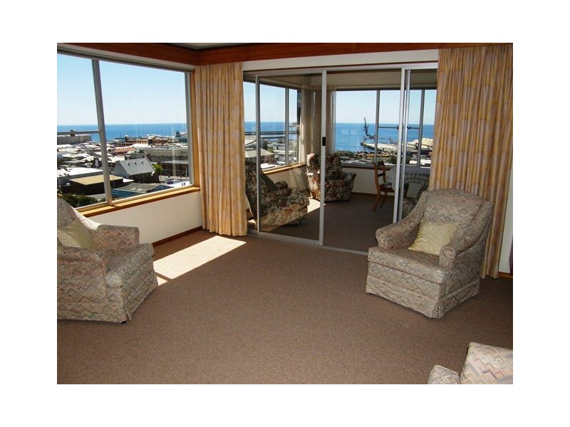 Apartment 8, 3 Vernon Place, Burnie TAS 7320