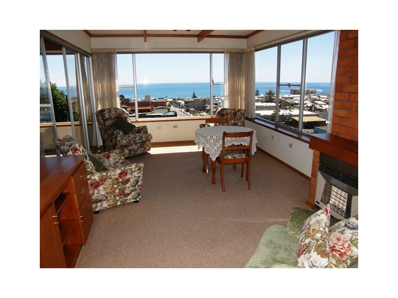 Apartment 8, 3 Vernon Place, Burnie TAS 7320