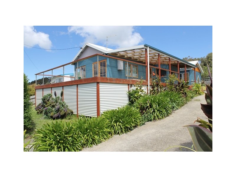152 Main Road, Penguin TAS 7316