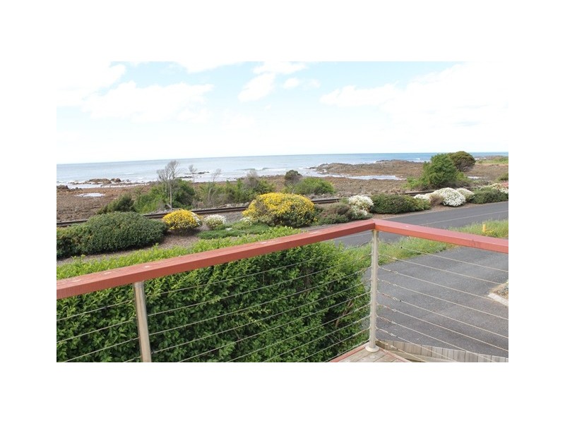 152 Main Road, Penguin TAS 7316