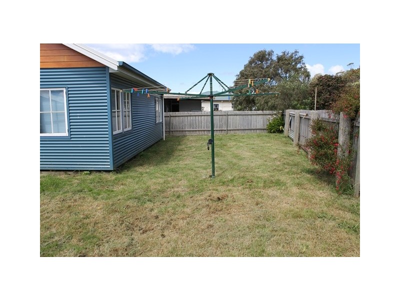 152 Main Road, Penguin TAS 7316