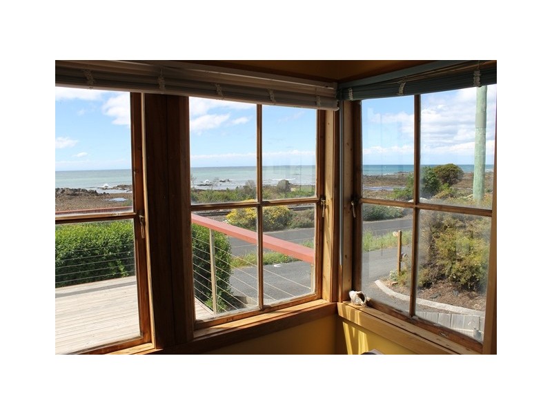 152 Main Road, Penguin TAS 7316