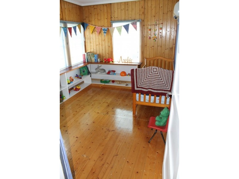 152 Main Road, Penguin TAS 7316