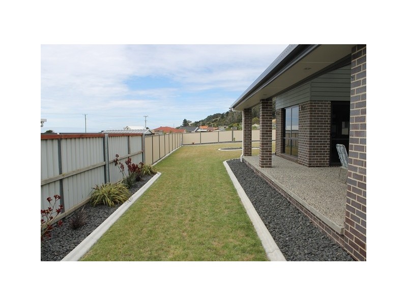 3 Waterford Drive, Sulphur Creek TAS 7316