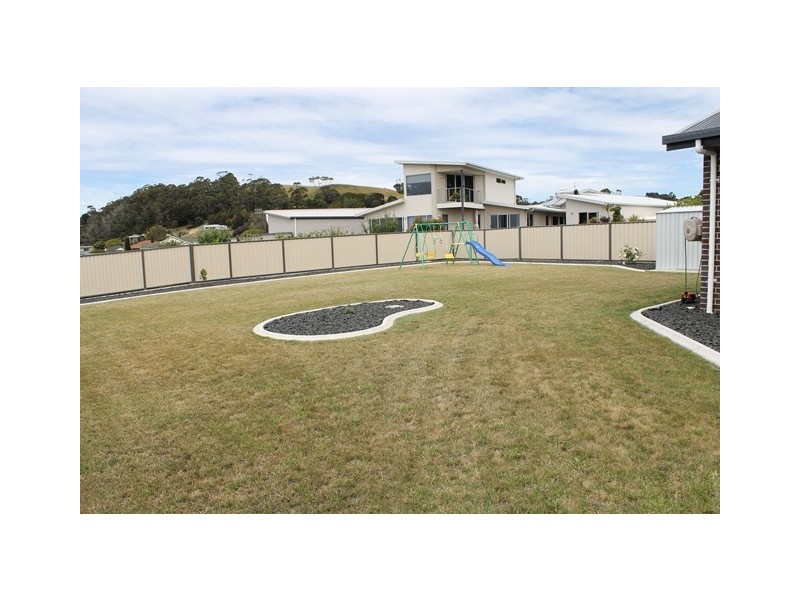 3 Waterford Drive, Sulphur Creek TAS 7316