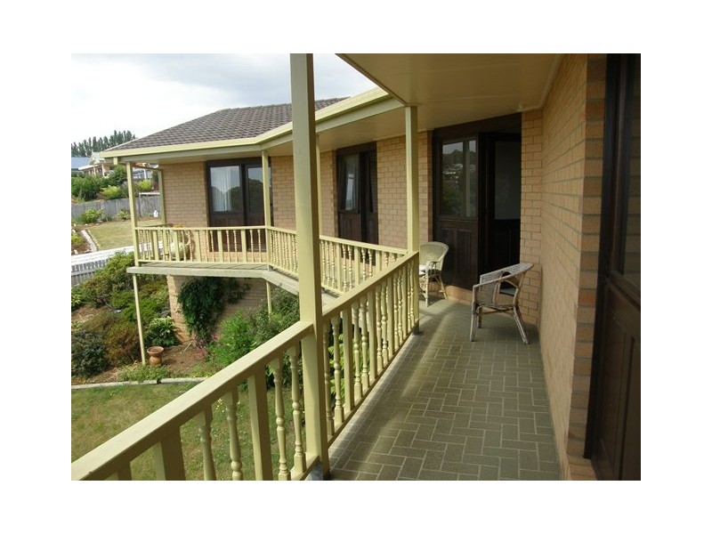5 Coroneagh Street, Penguin TAS 7316